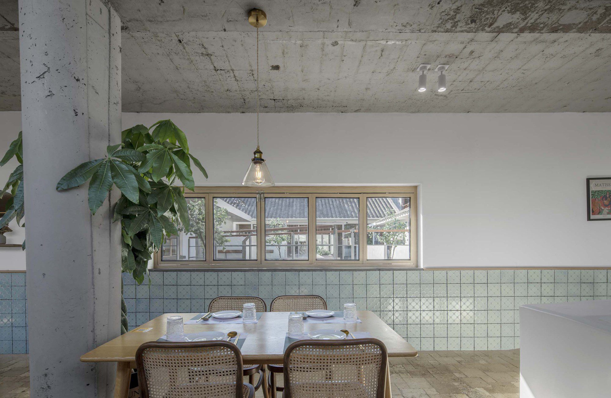 Village Courtyard Restaurant