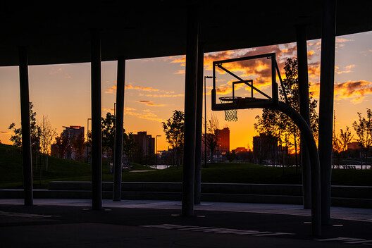 Basketball Court - Ralph C. Wilson Jr. Centennial Park