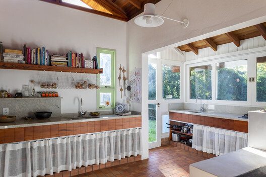 casa da pedra preta vapor arquitetura 15