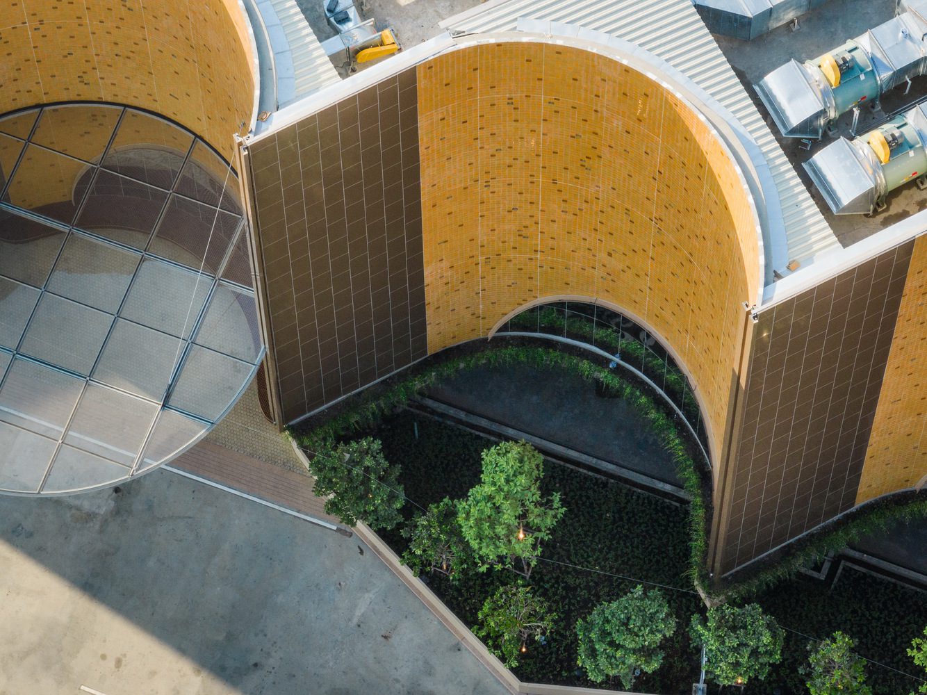 Central Nakhon Pathom