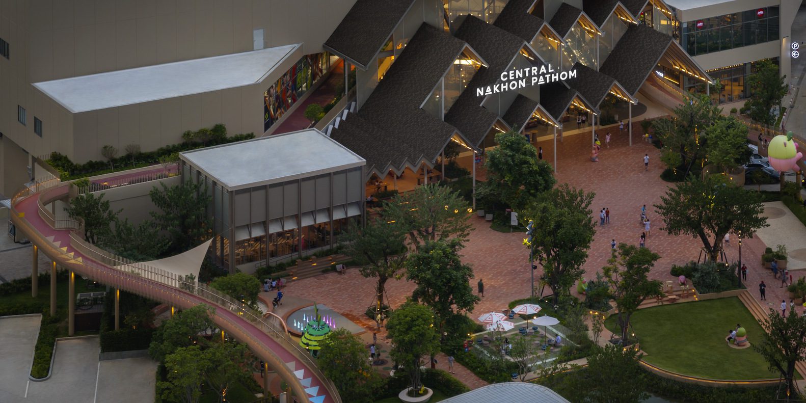 Central Nakhon Pathom