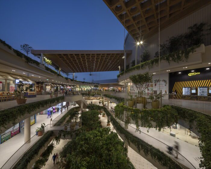 Central Nakhon Pathom