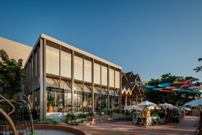 Central Nakhon Pathom