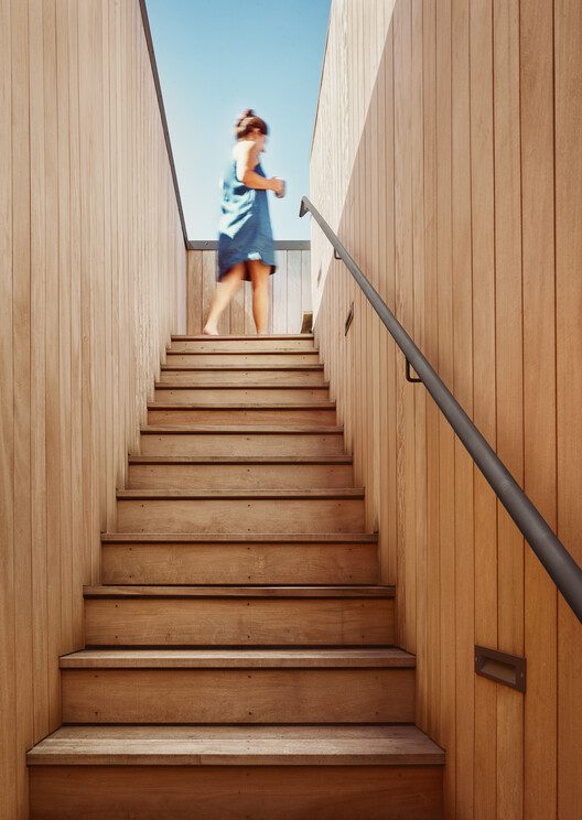 Falcon Ledge Residence