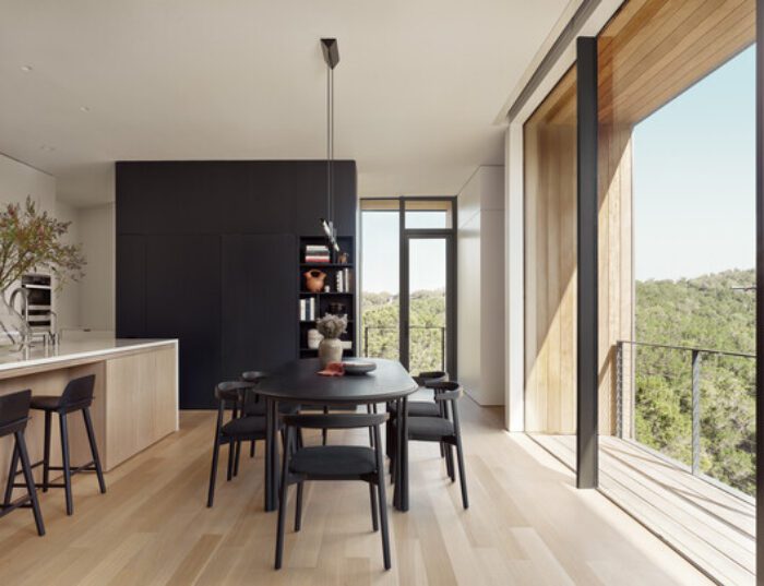 Falcon Ledge Residence