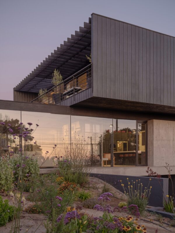 casa co estudio base arquitectos 1 House CO