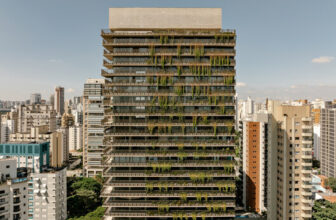 Ibaté Building