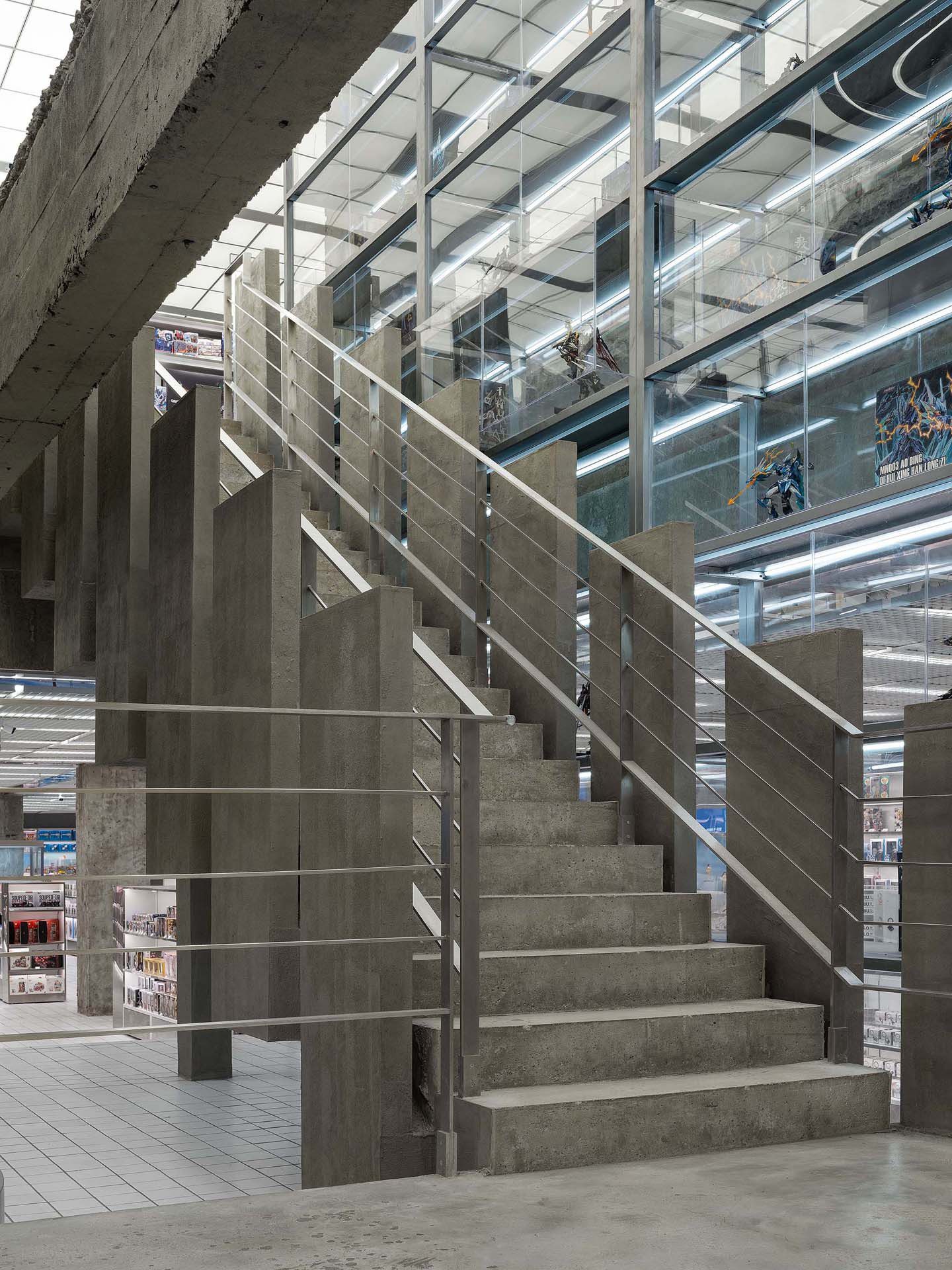 X11 Global Flagship Store