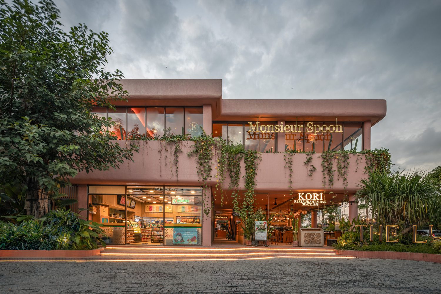 The Luc Lifestyle '/;