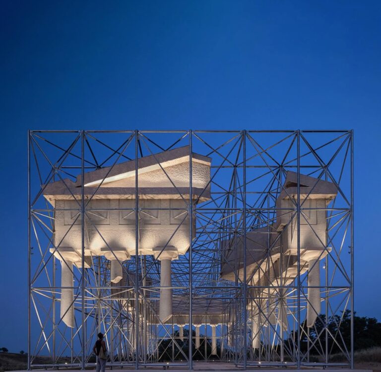 Inverse Ruin | Gijs Van Vaerenbergh