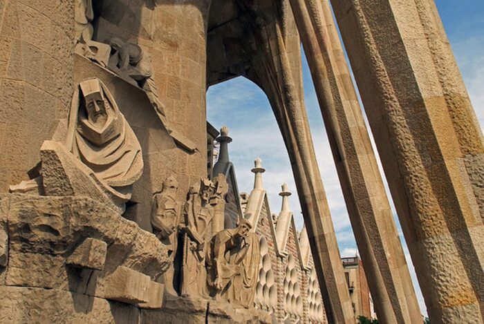 Detail of the Passion Facade © Renate Dodell