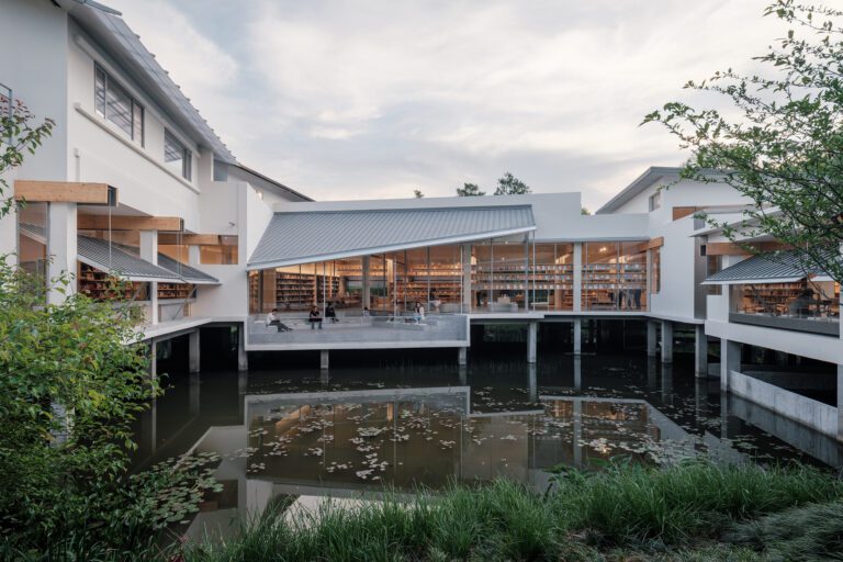 Xixi Goldmye Bookstore | Atelier Wen'Arch