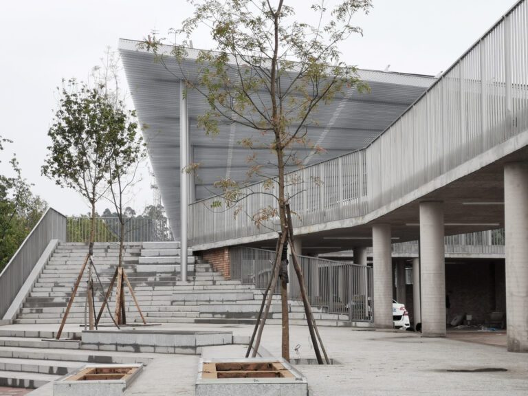 A Market of Vibrant Buffer | Studio D'Arkwave