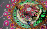 Kaleidoscopic crystal floor installations | Suzan Drummen