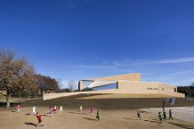 The Marshall Family Performing Arts Center |  Weiss/Manfredi